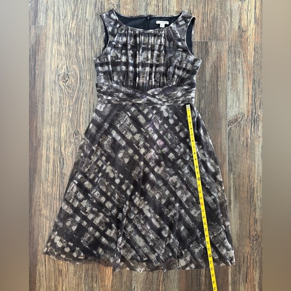 Coldwater Creek Midi Dress Sz M (10-12) Mesh Overlay Ruched Waistband Black Tan - Picture 4 of 12